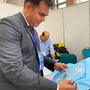 Plastic surgery event showcasing advanced cosmetic procedures - Botox live demo